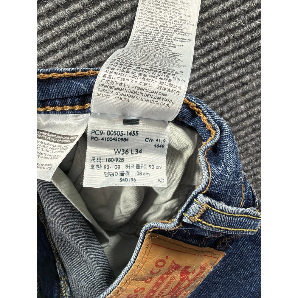 Levi's 505 Regular Fit Straight Leg Jeans Mens 36x34 Medium Wash Blue - Picture 10 of 11